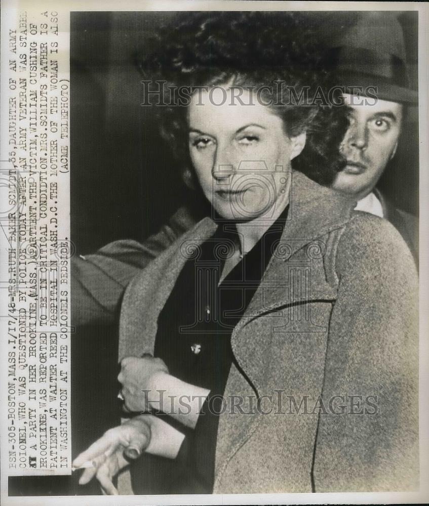 1948 Press Photo Mrs. Ruth Baker Scmidt Questioned By Police Stabbing at Apt. - Historic Images