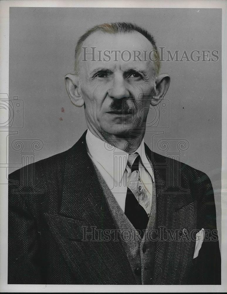 1951 Press Photo Joseph Szilvasy-Silverster, Businessman - Historic Images