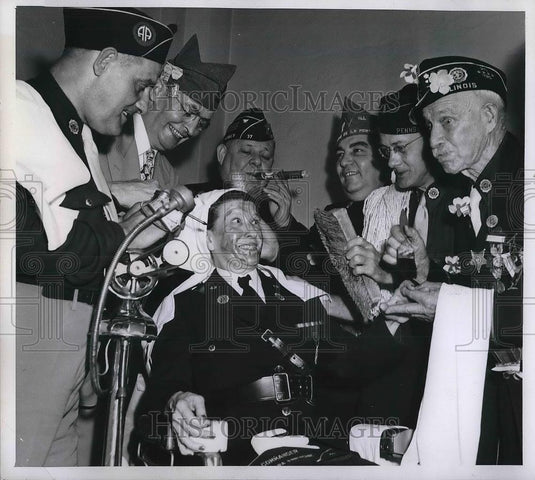 1947 Press Photo Greer, "Mrs. Legionnaire," With Hopkins, Hickey, Hennessey - Historic Images