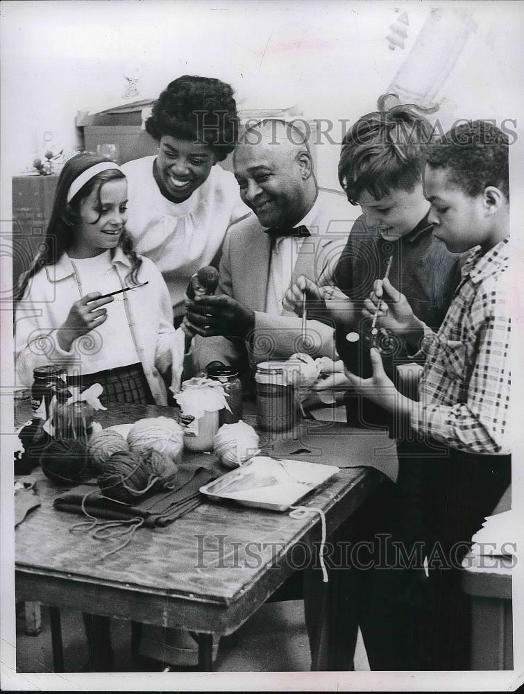 1965 Press Photo Joyce Bailey, Peggy perry, Herbert Curtis, David Dalton - Historic Images