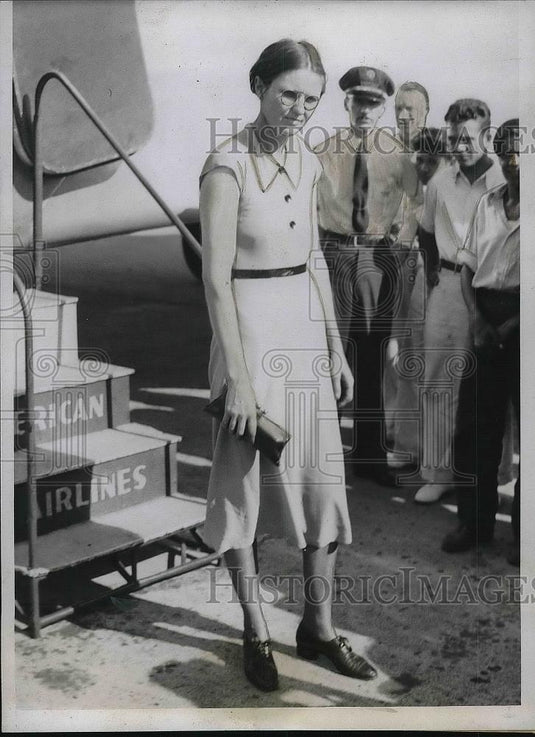 1935 Press Photo Mrs. Evelyn Smith, hunted as suspect in killing of Ervin Lang - Historic Images