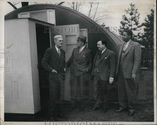 1946 Press Photo Harold Boeschenstein President Of Owens Corning Fiberglass - Historic Images