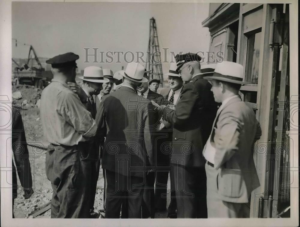 1936 Press Photo Edward A. Bracken, Deputy Chief Inspector, Ferry Demolition - Historic Images