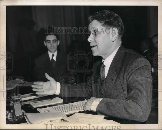 1949 Press Photo Dr. Ewan Calgue U.S. Commissioner Of Labor Statistics - Historic Images