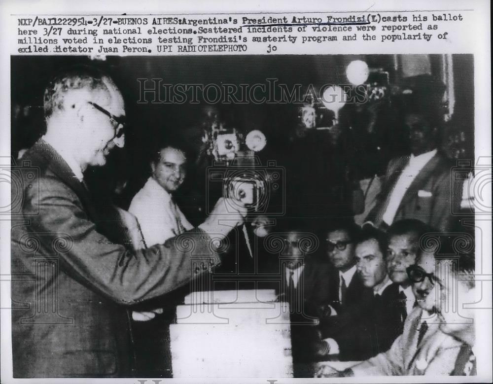 1960 Press Photo Argentina President Arturo Frondizi - Historic Images