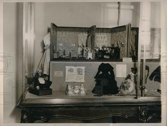 1935 Press Photo 19th Century Toys on Display at Museum in MY City - neb22128 - Historic Images