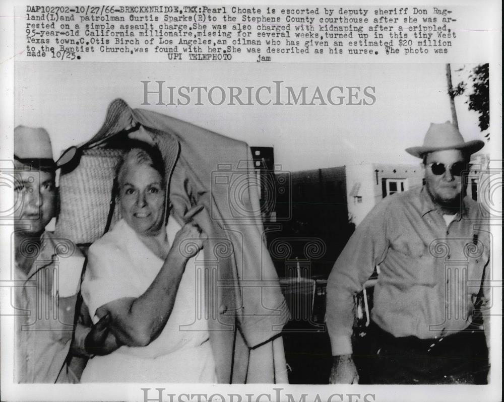 1966 Press Photo Pearl Choate, Deputy Sheriff Don Ragland, Patrolman C. Sparks - Historic Images