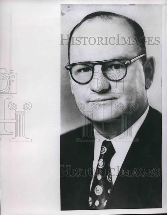 1956 Press Photo Chairman Youth Correctional Division US Parole Board George Red - Historic Images