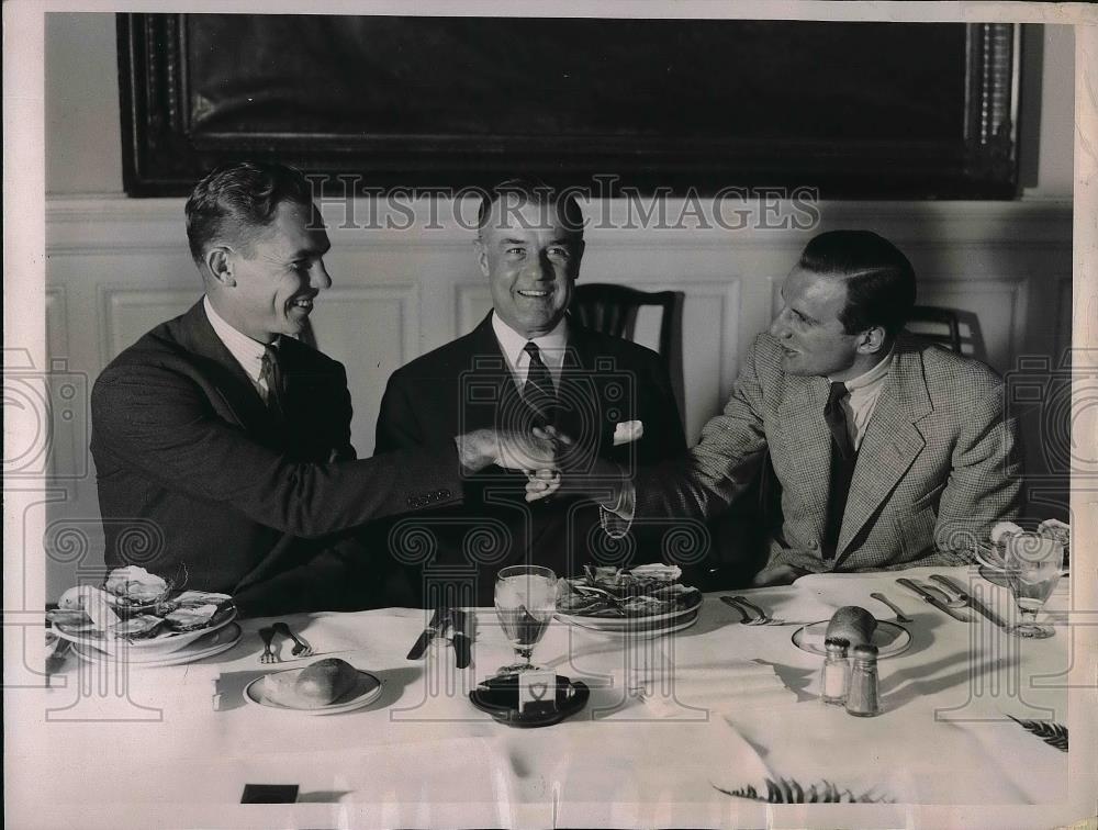 1937 Press Photo Fred Perry English Davis Cup Star - Historic Images