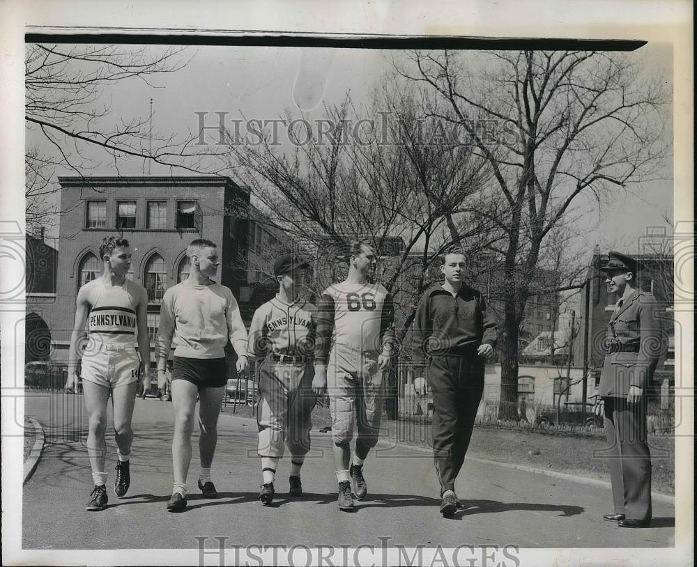 1942 Press Photo Larry Davis, Lewis Walton, Tad Parszcz, Bert Kugzynski - Historic Images