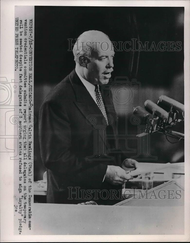 1952 Press Photo Calvin Rawlings submits report urging all delegates be seated - Historic Images