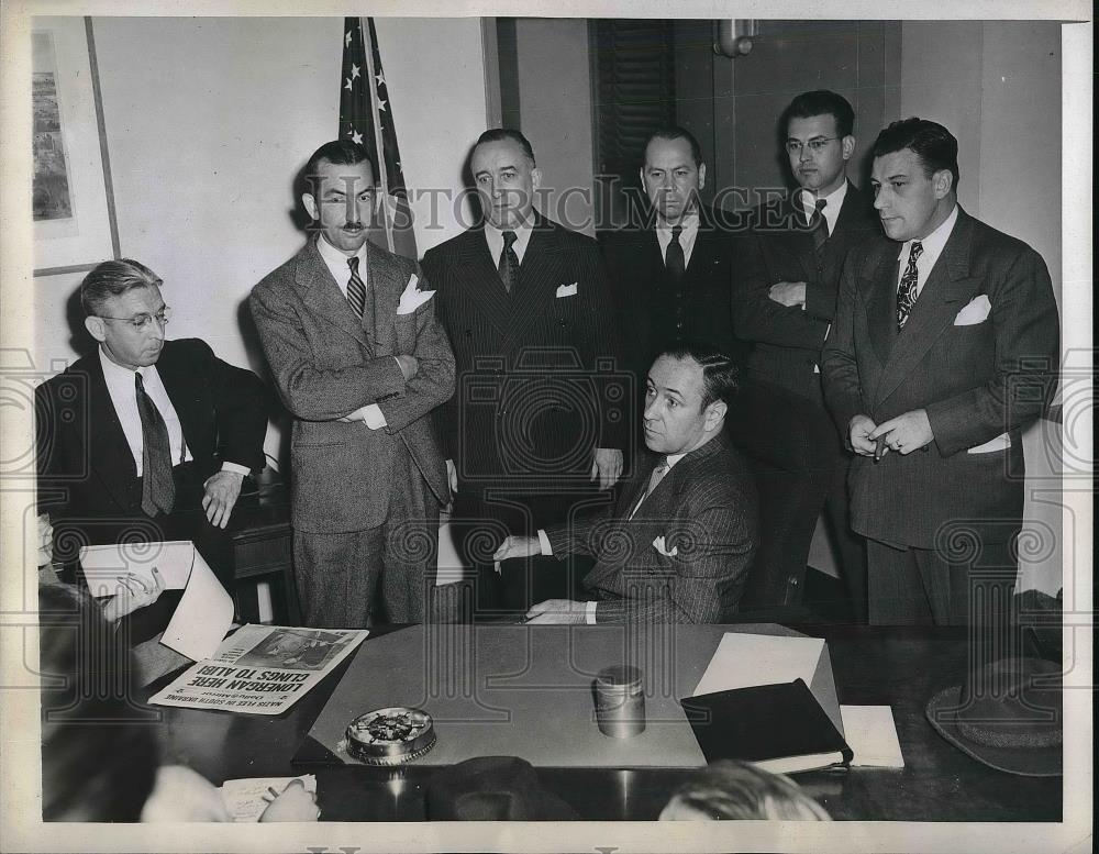 1943 Press Photo New York District Attorney Frank S. Hogan &amp; Wayne Lonergan - Historic Images