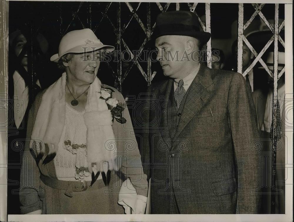 1936 Press Photo Mrs. Joseph Flynn and J. Francis Smith, Democratic Convention - Historic Images