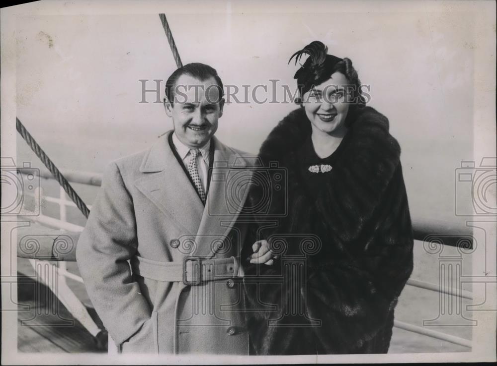1936 Press Photo Mr. and Mrs. Jean Dupuy - Historic Images