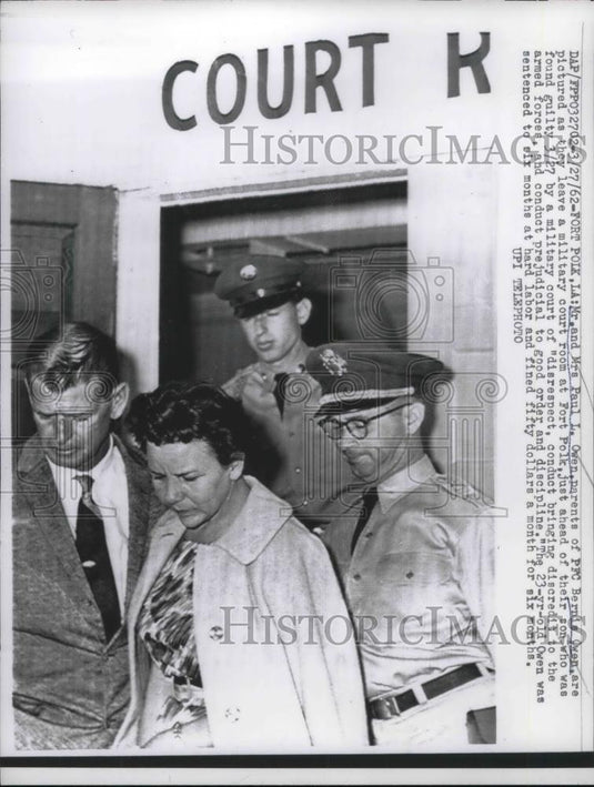 1962 Press Photo Mr. & Mrs. Paul L. Owen, parents of military court room at Fort - Historic Images