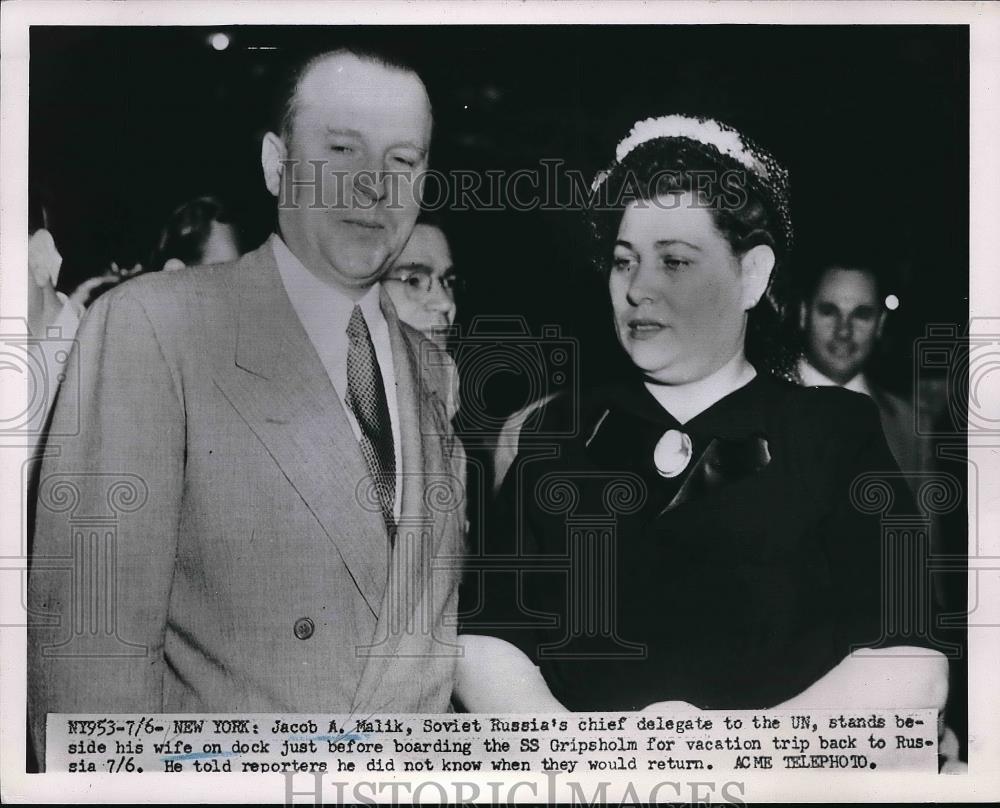 1951 Press Photo Jacob A. Malik Soviet Russias Chief delegate and wife - Historic Images