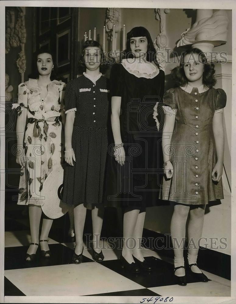 1940 Press Photo Josephine Johnson, Yvetta Le Roux, Carol Green June Hatch - Historic Images