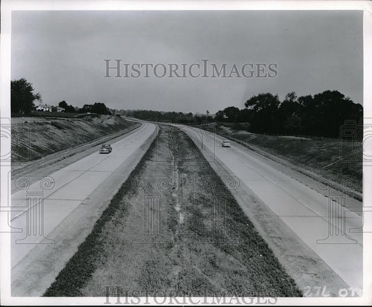 1955 Press Photo Typical Section of Ohio Turnpike - Historic Images