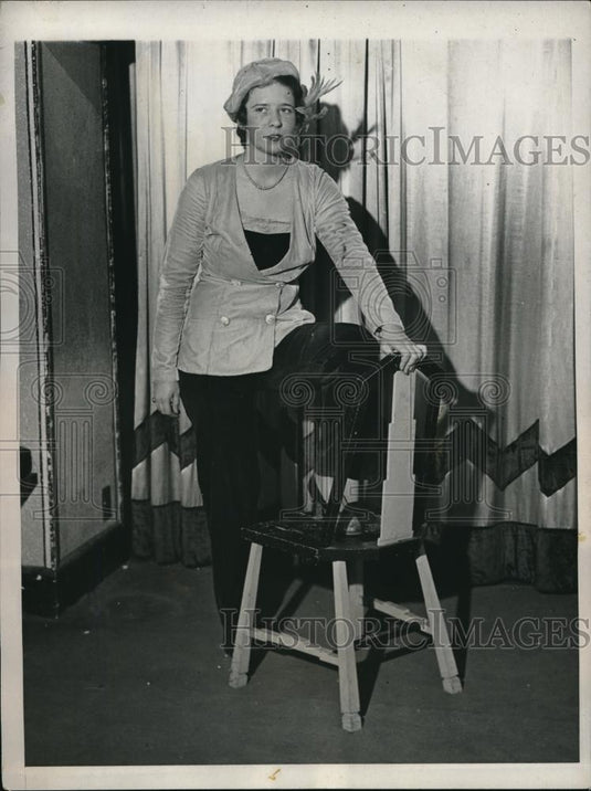 1932 Press Photo Florence Follmer In Costume She Will Wear At 1st Costume Ball - Historic Images