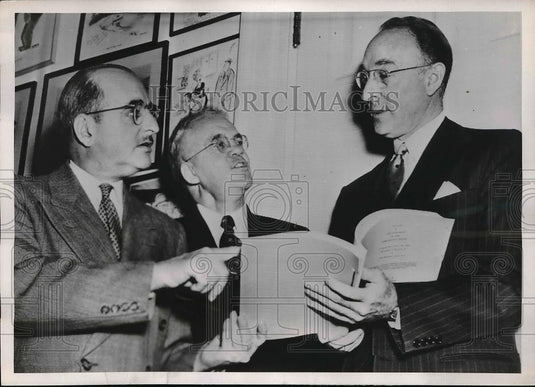 1952 Press Photo George Osborne, Aaron Horvitz & David Cole at white House - Historic Images