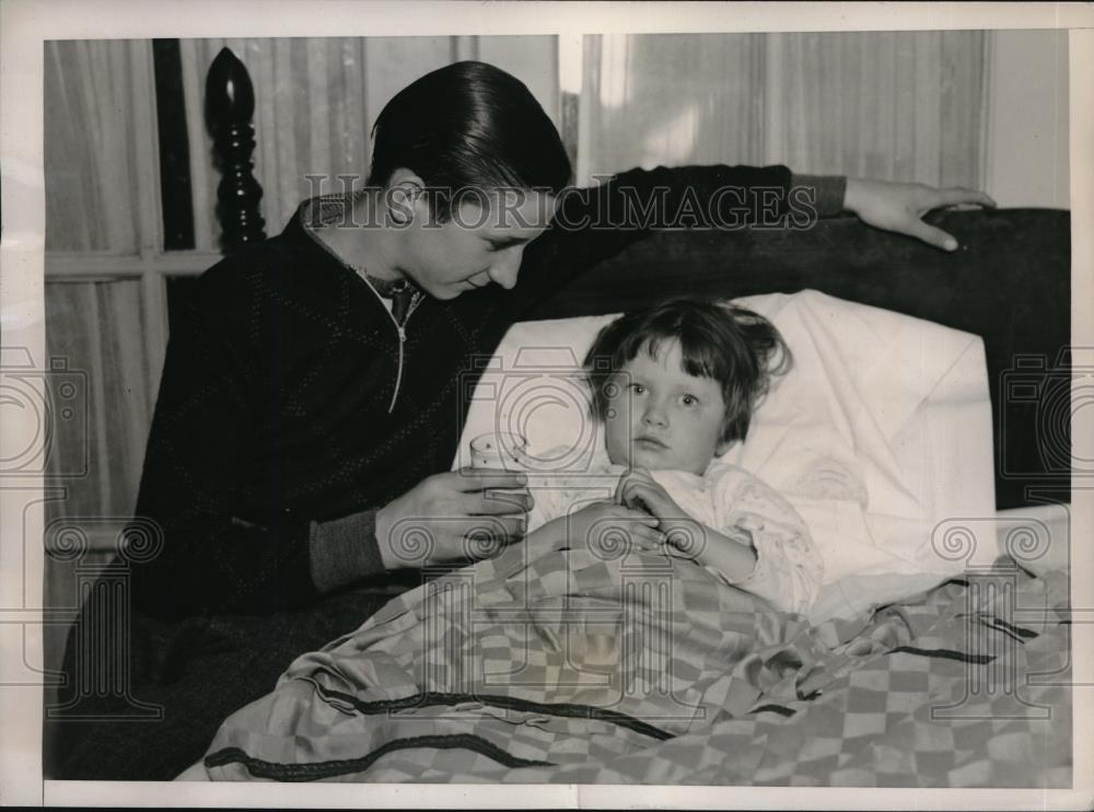 1936 Press Photo Philip Farmer Half Brother of Mary Helsin Ran Over by Horse - Historic Images