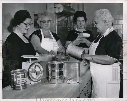 1959 Press Photo Mrs F Aveni,Mrs C Fenell,Mrs D Aveni St Anthony's Guild - Historic Images