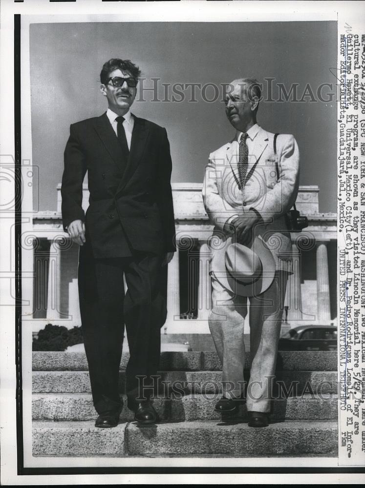 1956 Press Photo Lincoln Memorial Visited by Mexican Officials - Historic Images