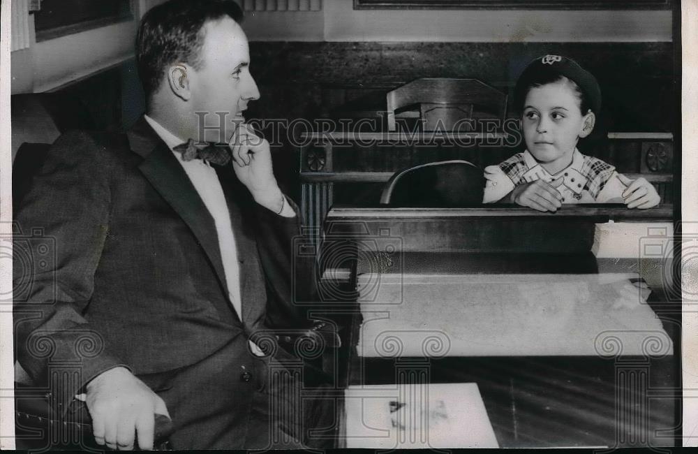 1955 Press Photo Pamela Sue Huff Asks Ohio Utilities Commission To Place Lights - Historic Images