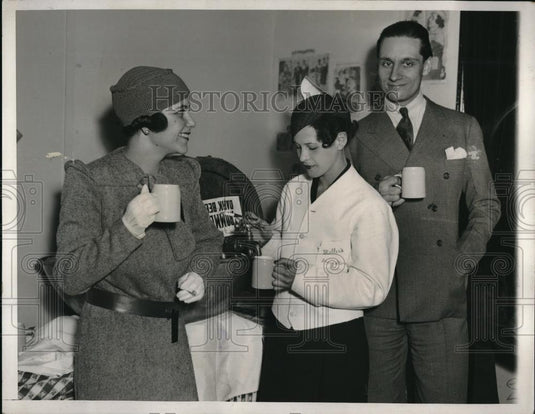 1933 Press Photo Mr. & Mrs. Clark Winter, Dorothy Wentworth King - Historic Images