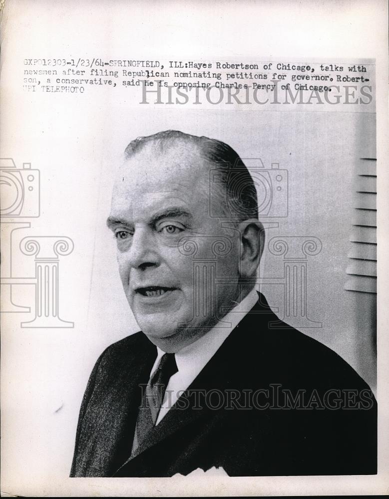 1964 Press Photo Hayes Robertson, filing petitions for Ill. elections - Historic Images