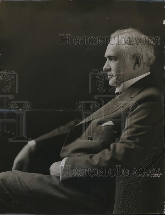 1923 Press Photo Socialite Mr Sia Nelson Mans - Historic Images