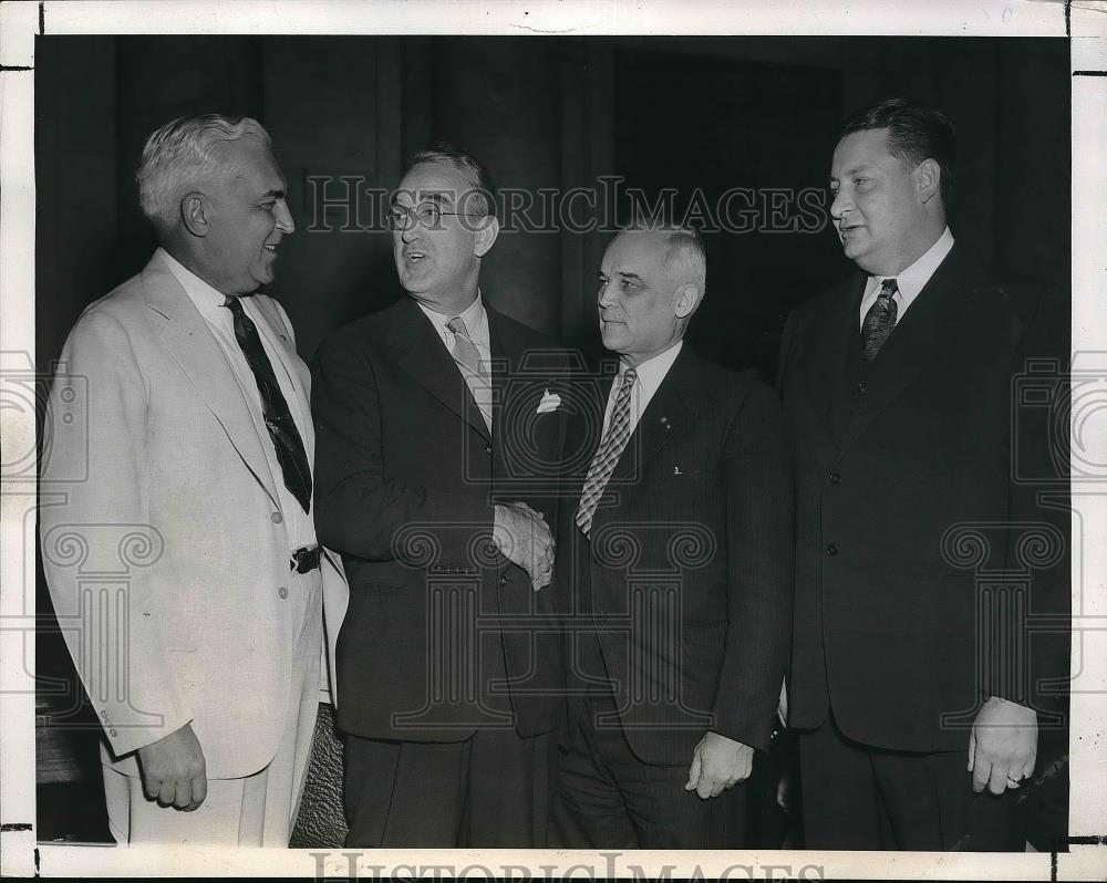 1944 Press Photo Paul McNutt Sen. James Mead, Sen.Harold Burton, J. Krug - Historic Images