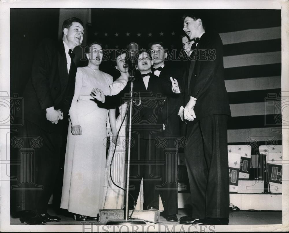 1951 Press Photo Children Mary, Kevin, Campion, Kenan and George - Historic Images