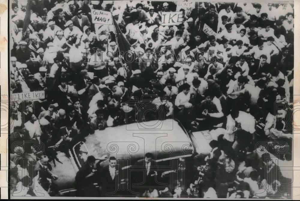 1960 Press Photo White House Press Secretary James Hagerty In Tokyo During Mob - Historic Images