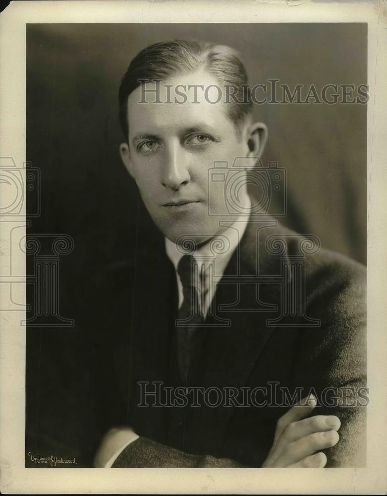 1934 Press Photo Professor Lindsey Rogers Poses - Historic Images