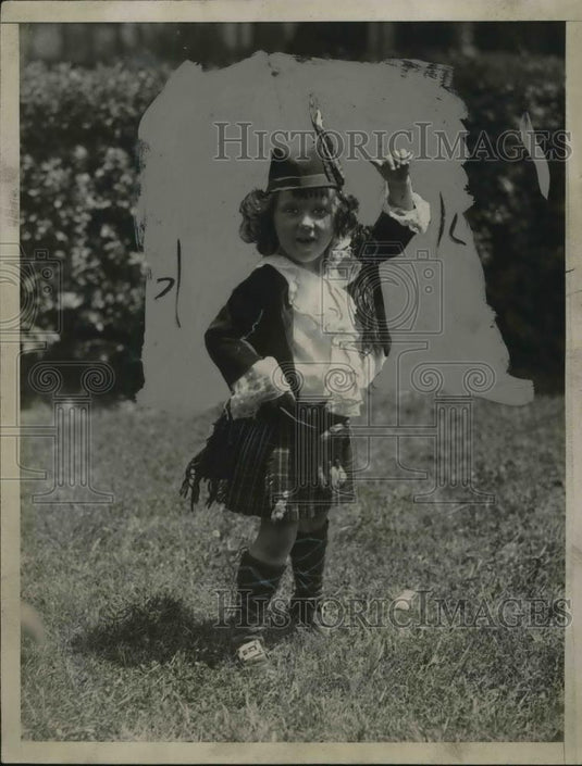 1926 Press Photo Marjorie Adamson Bagpiper Boston Common - Historic Images