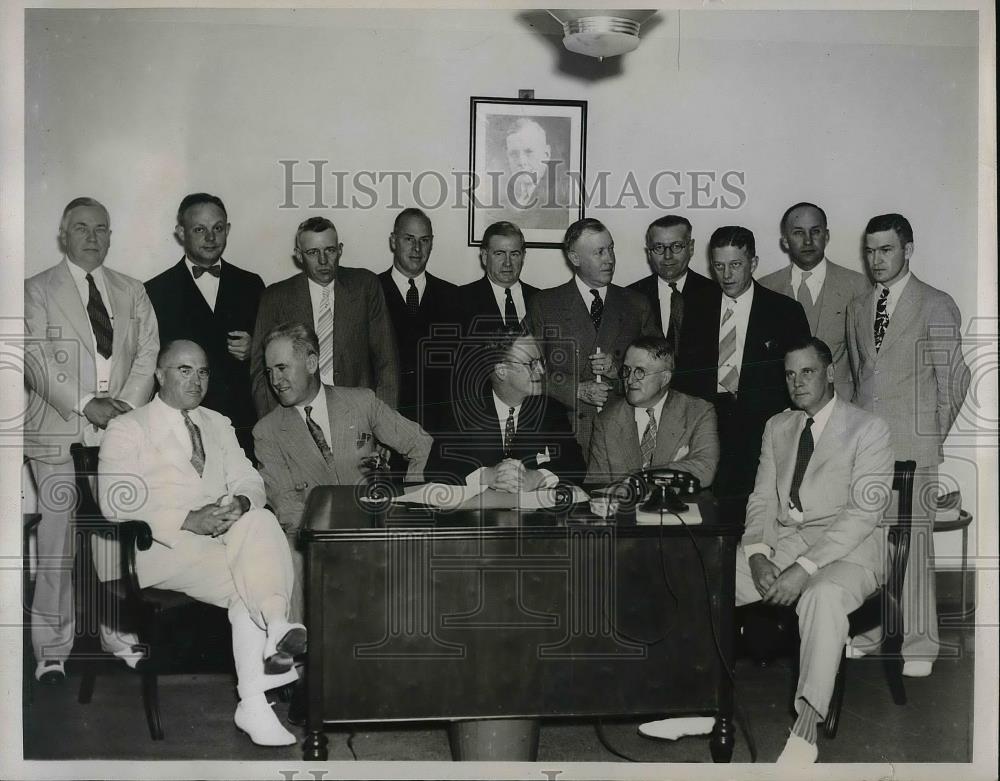 1937 Press Photo Republican Commiteemen Meet Jackson, Bushfield, Hamilton, - Historic Images