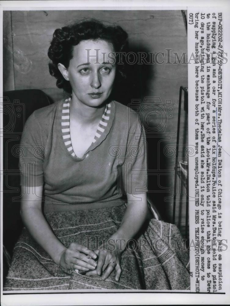 1959 Press Photo Mrs Theselma Jean Dalton Supplied Gun &amp; Car For Robberies - Historic Images