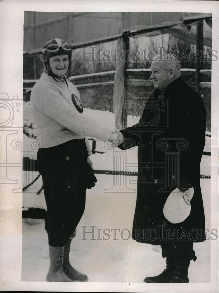 1940 Press Photo Daniel Ferris and Katherine Dewey bobsledder - Historic Images