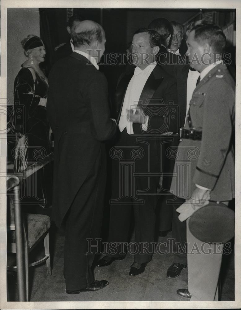 1932 Press Photo Mayor Joseph McKee &amp; Colonel Julius Adler - Historic Images