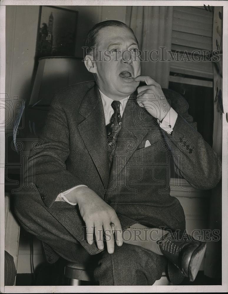 1938 Press Photo Larry McPhail sits at chair - Historic Images