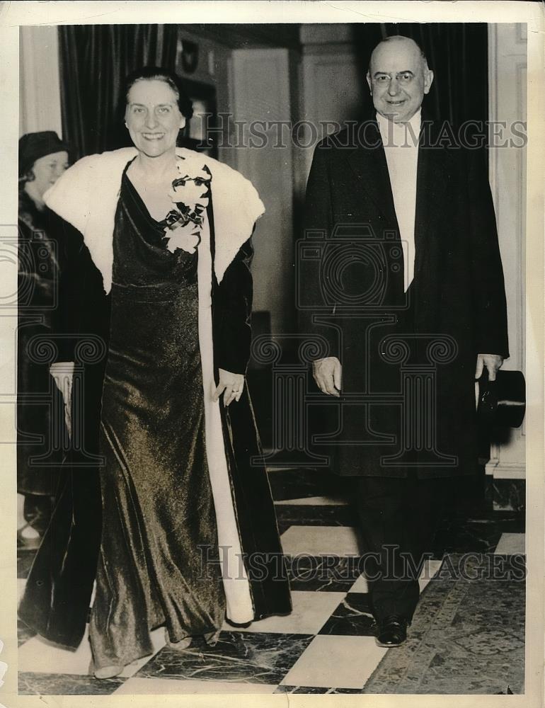 1938 Press Photo General Stanley Reed Supreme Court Justice &amp; His Wife - Historic Images