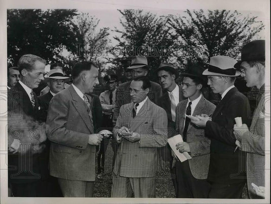 1938 Press Photo Marvin McIntyre, Stephen Early, Talk to Newsmen James Roosevelt - Historic Images