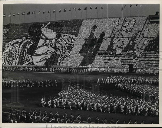 1967 Press Photo Gymnast Meet in Tokyo's National Stadium - Historic Images