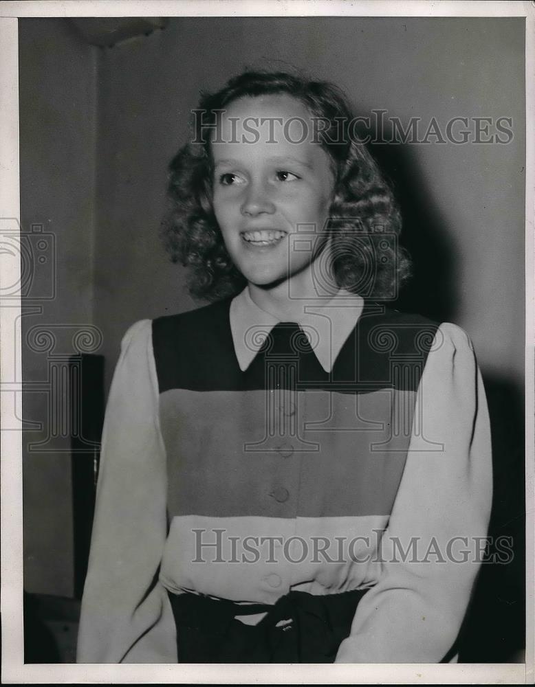 1946 Press Photo Marilyn Hodges w/ Nathern James &amp; Billy Anderson - Historic Images