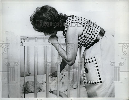 1962 Press Photo Sherri Finkbine's suit seeking court approval for an abortion - Historic Images