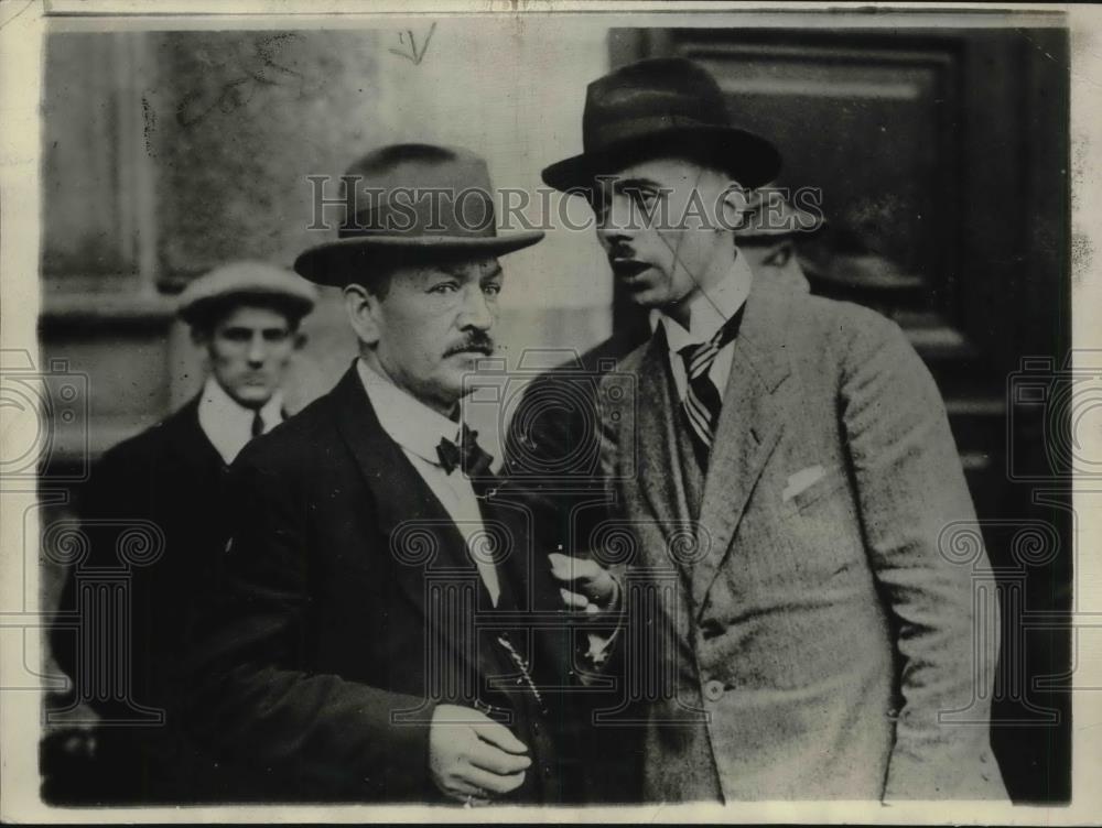 1923 Press Photo Harr Deckers a Merchant German Rhinish - Historic Images