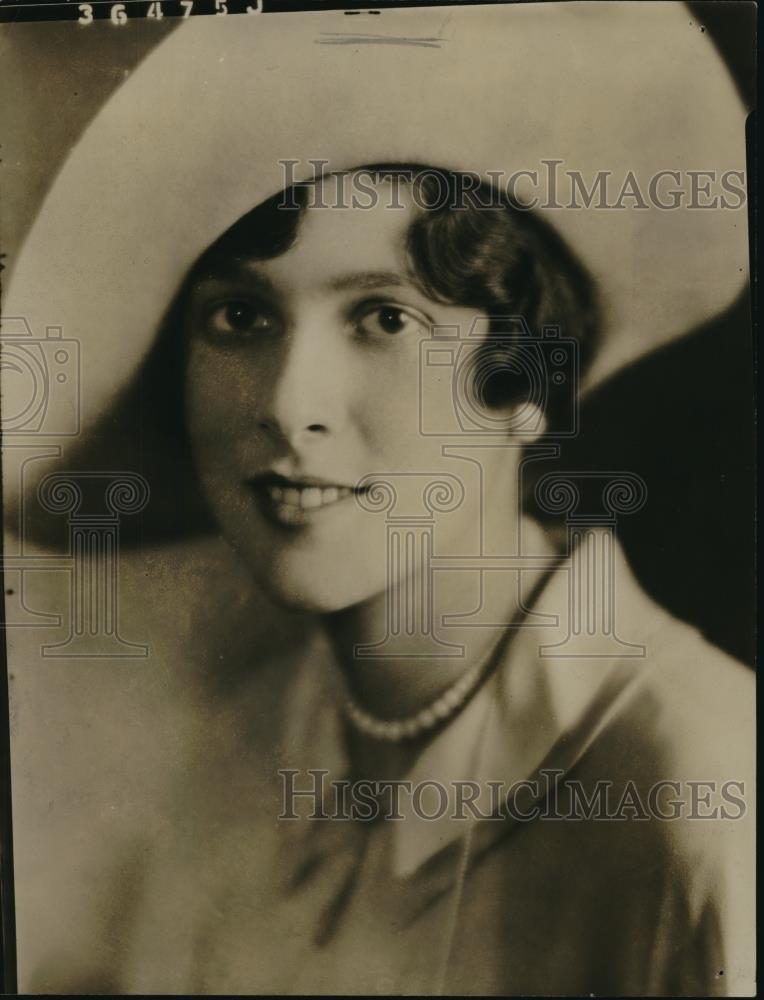 1927 Press Photo Socialite Sarah Fitzhugh - Historic Images