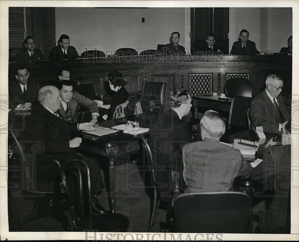 1942 Press Photo Rubber Director William Jeffers Testifies At House Interstate - Historic Images