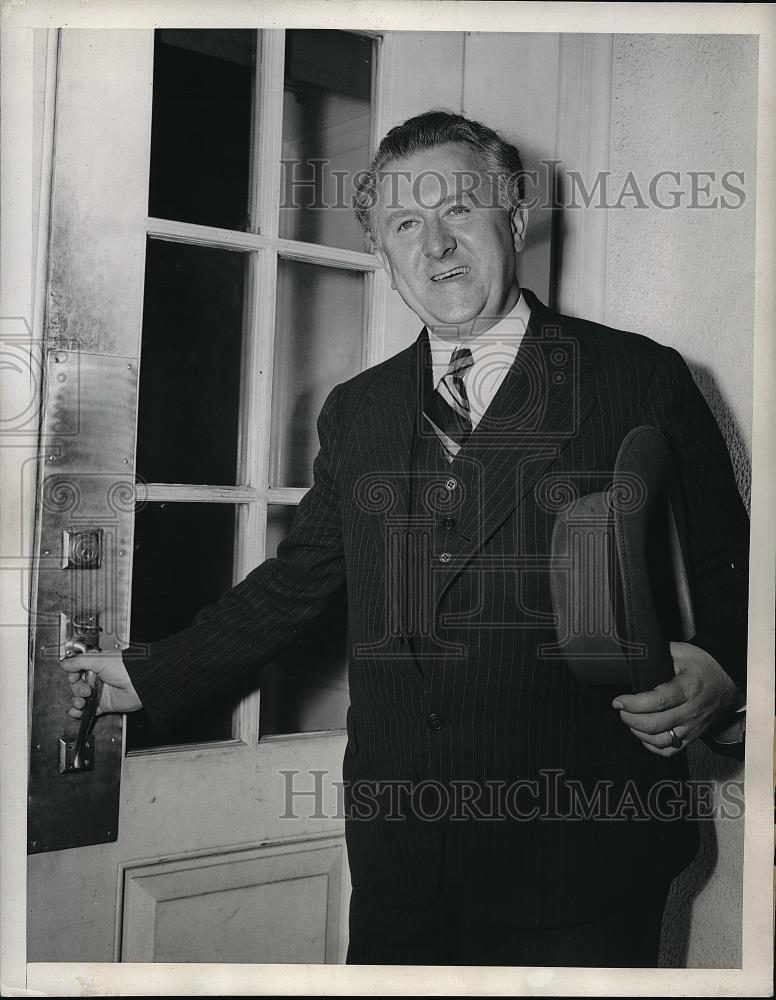 1943 Press Photo Rep. John W. Murphy ( D. Penn.) at the White House - Historic Images